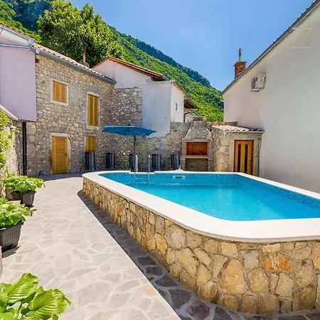 In 39314 Tatil Evi *